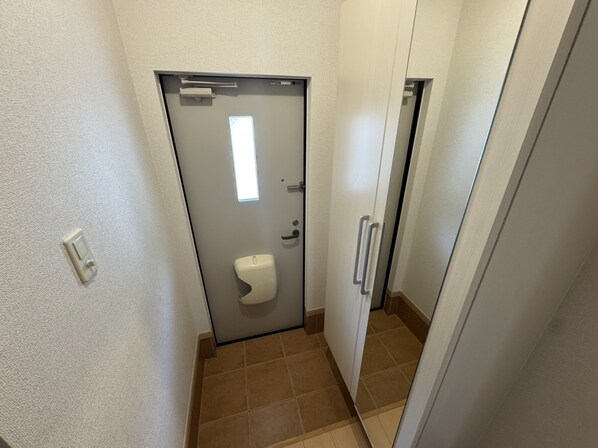 シュラインイーストの物件内観写真